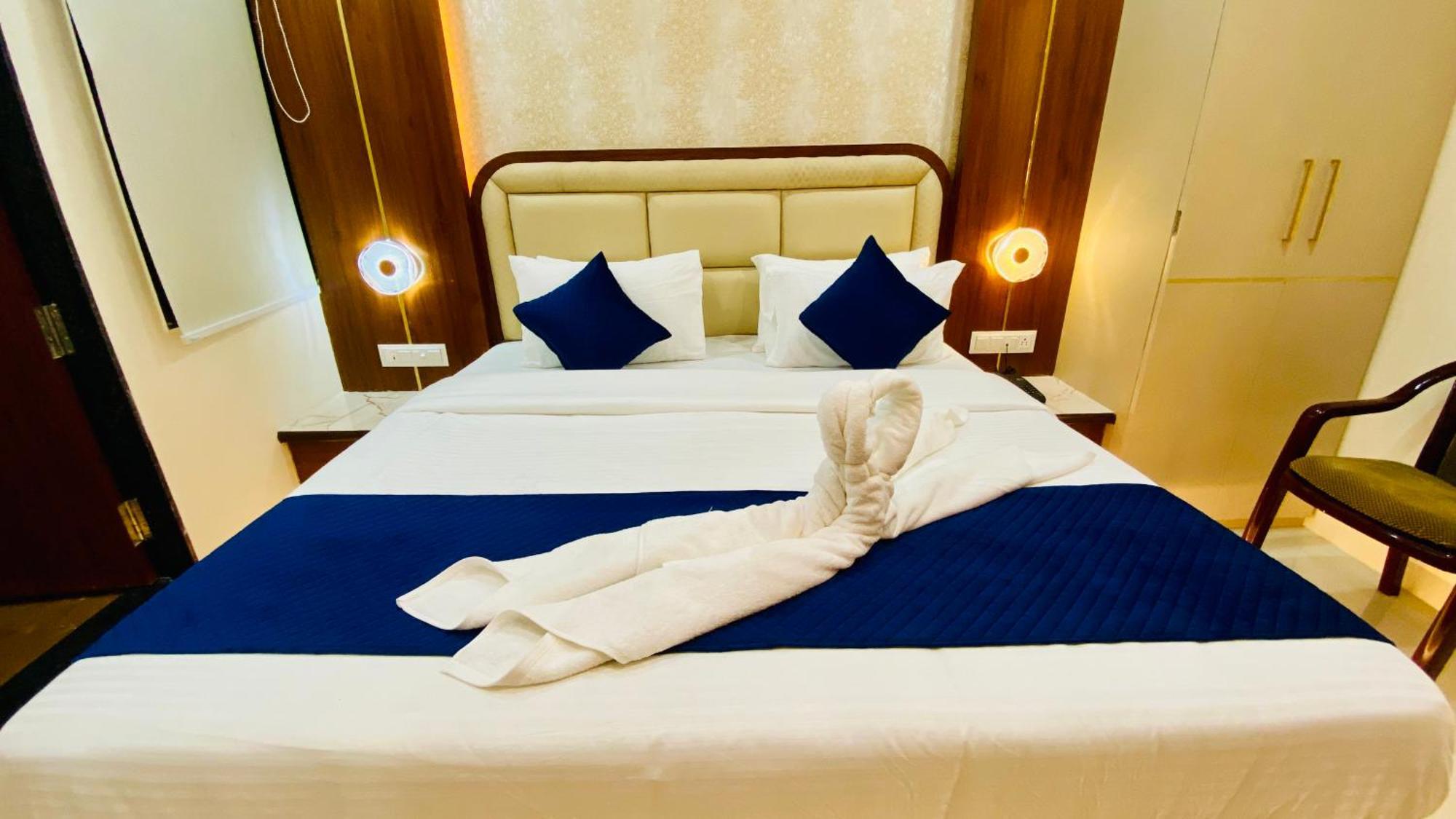 Hotel Aranyasutra Inaya, Indore Eksteriør bilde