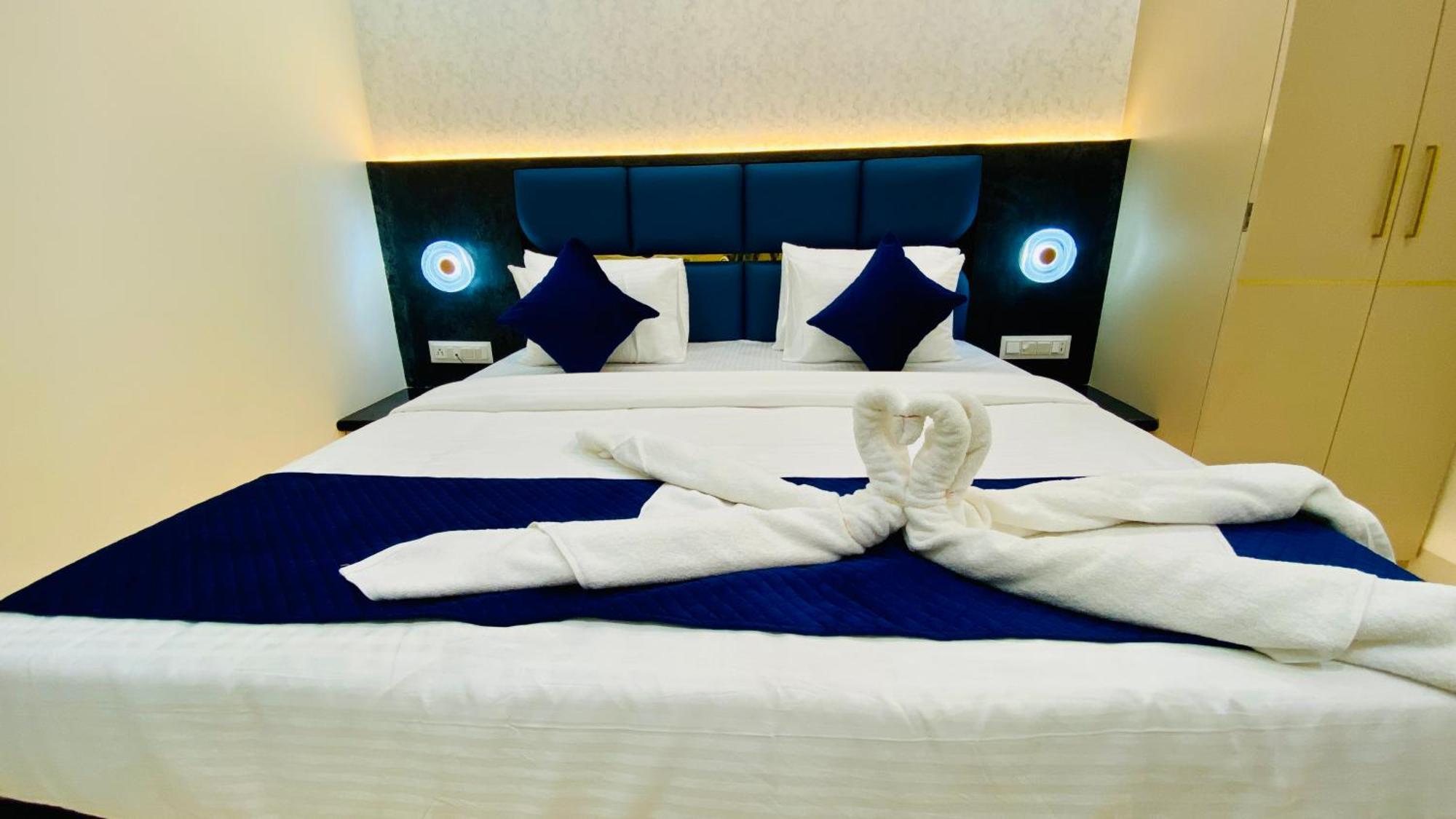 Hotel Aranyasutra Inaya, Indore Eksteriør bilde