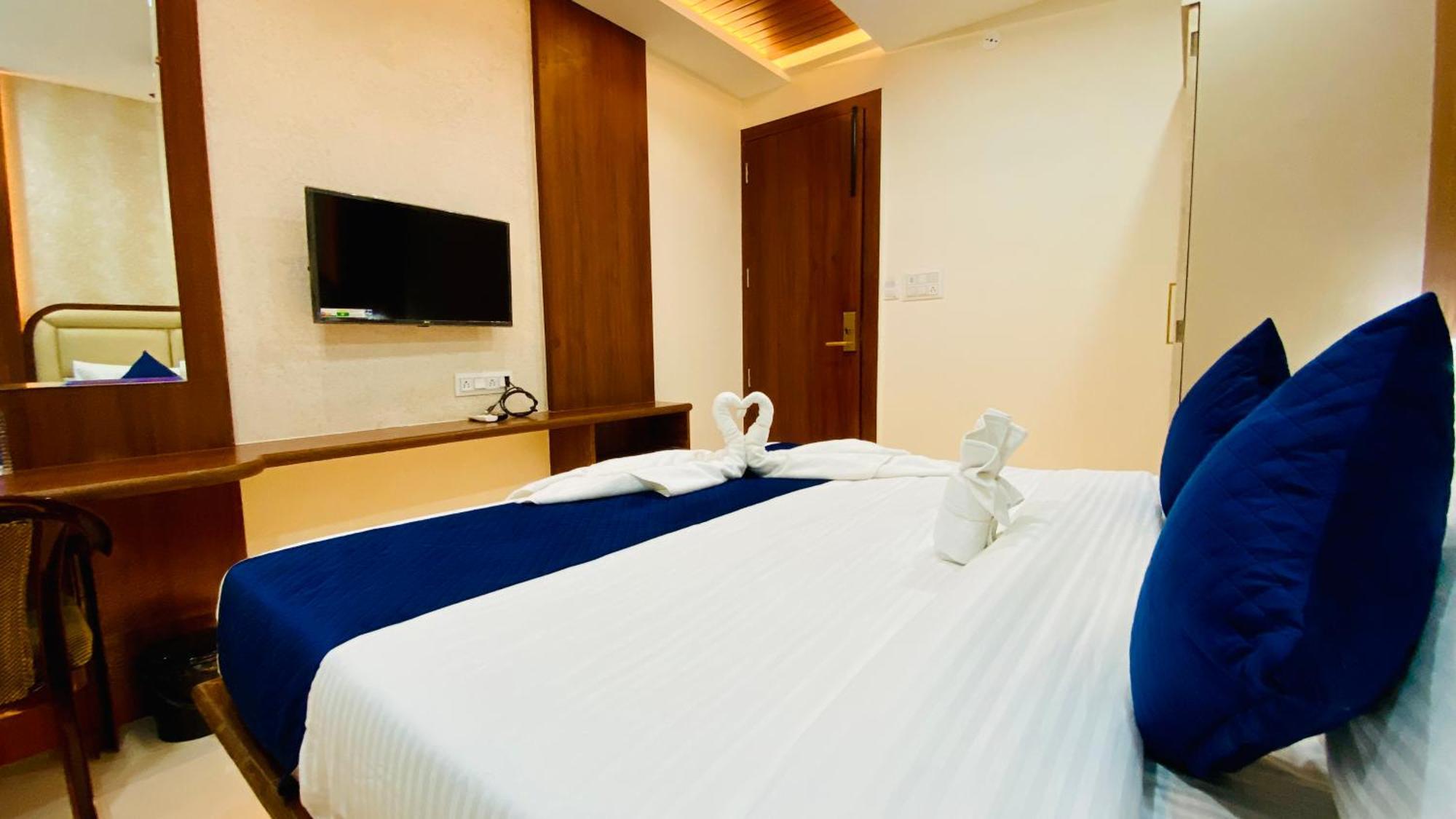 Hotel Aranyasutra Inaya, Indore Eksteriør bilde