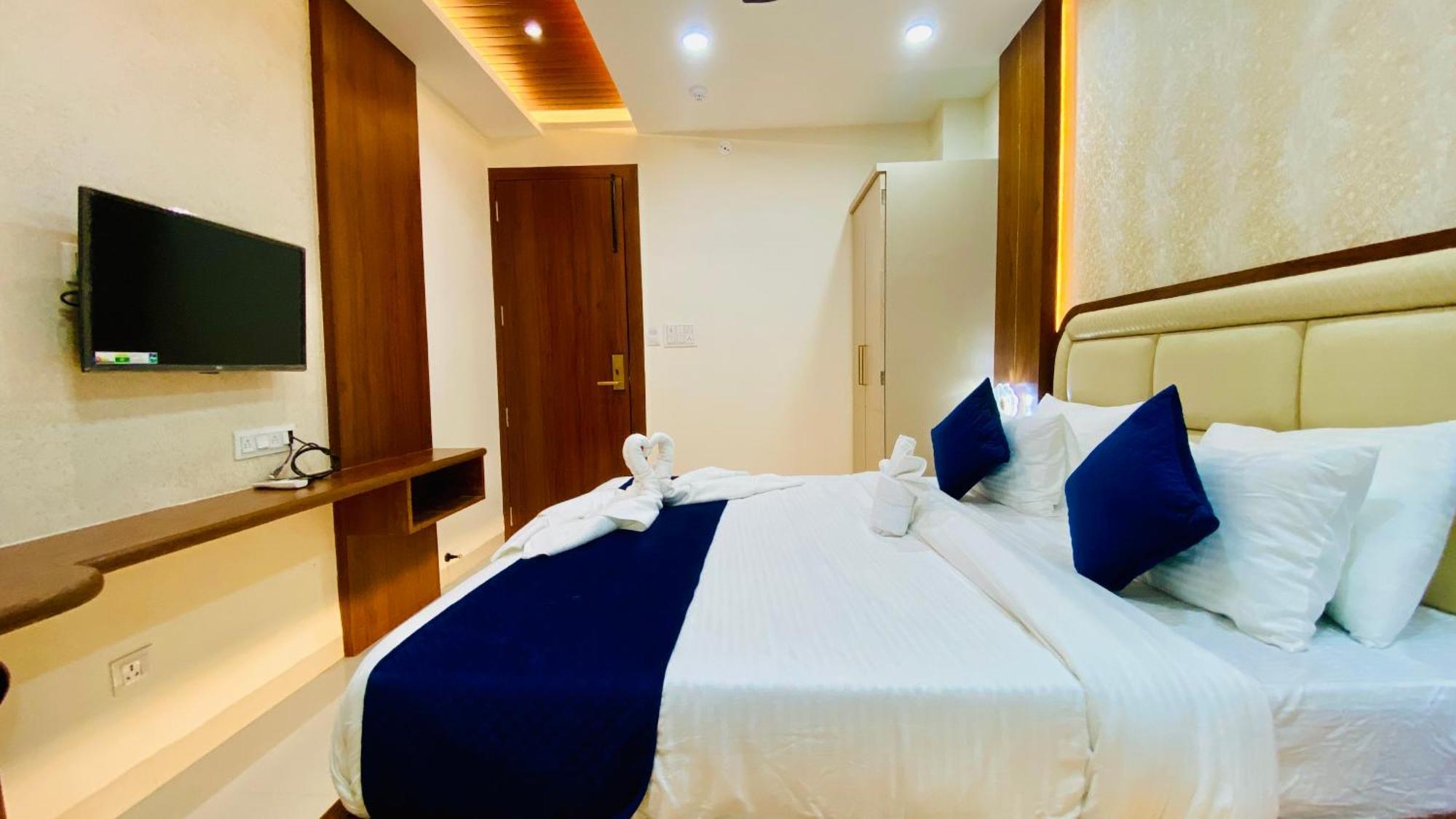 Hotel Aranyasutra Inaya, Indore Eksteriør bilde