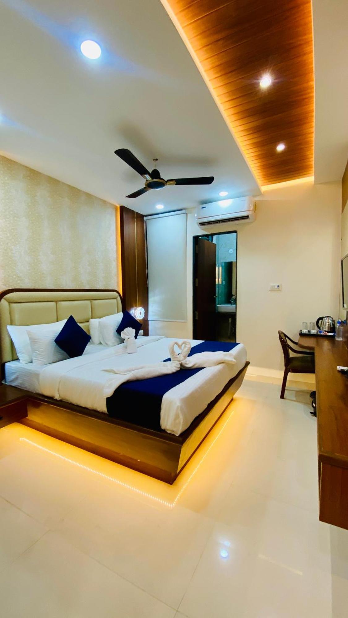 Hotel Aranyasutra Inaya, Indore Eksteriør bilde